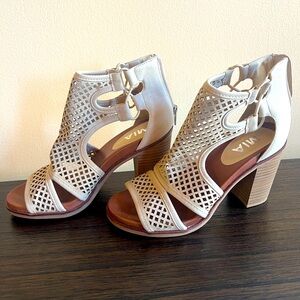 Brand new.  Sitting in my closet the past year.